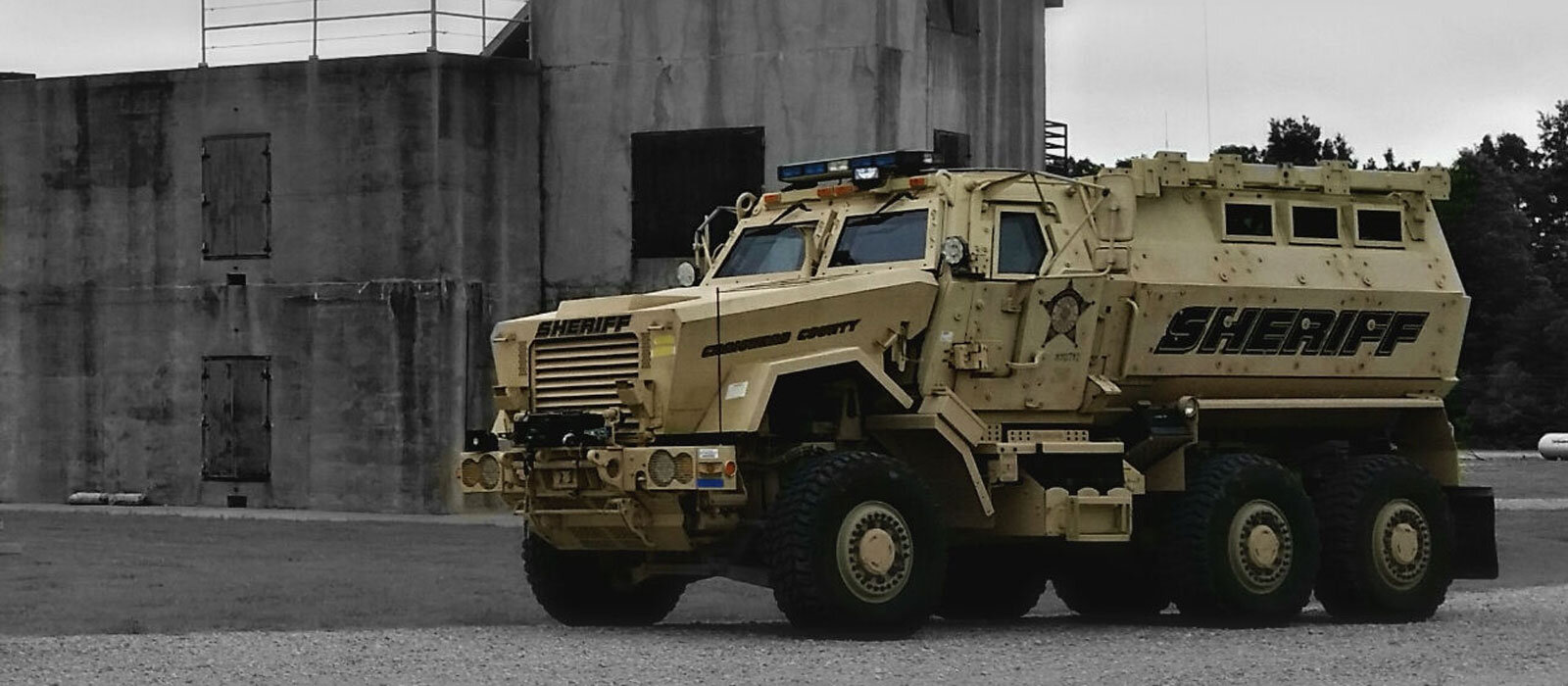 Special Response Team Vehicle in front of a building